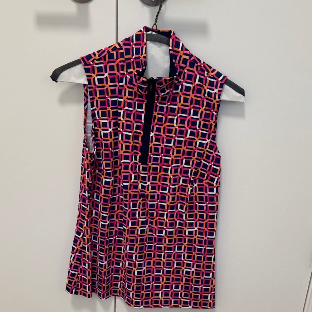 J. McLaughlin Geometric Patterned Sleeveless golf top size XS